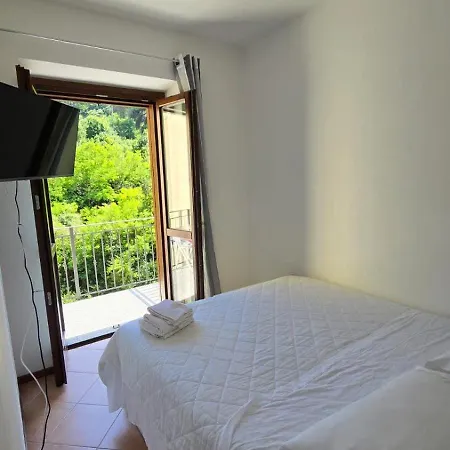Fuga In Valpolcevera Comfort E Relax Lägenhet *